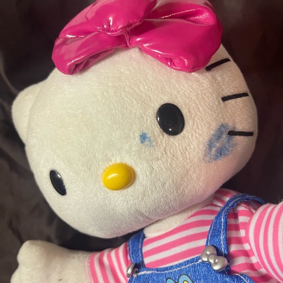 Hello Kitty - Picture 4 of 6